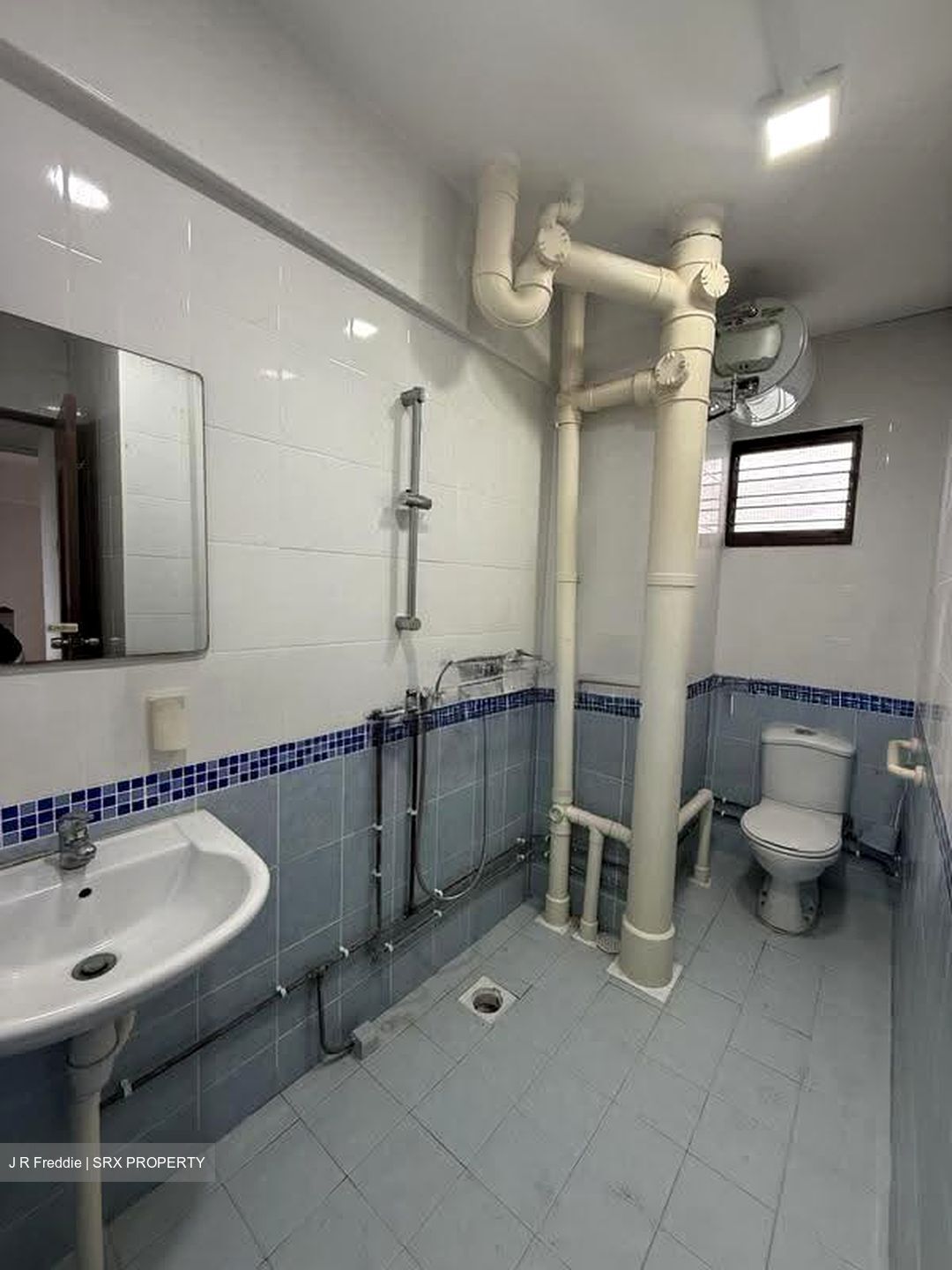 Blk 336 Jurong East Avenue 1 (Jurong East), HDB Executive #632476101